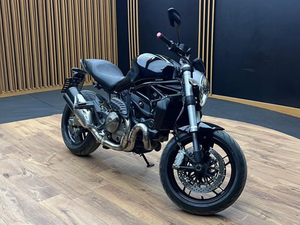 2. EL DUCATİ MONSTER 821