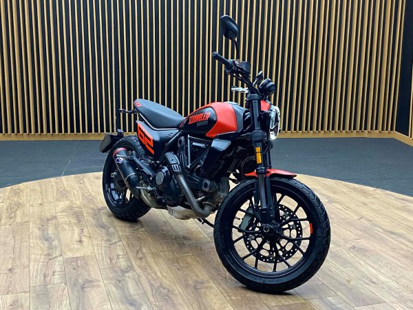 2. EL DUCATİ SCRAMBLER FULL THROTTLE - 2023