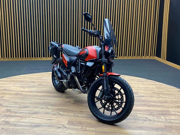 2. EL DUCATİ SCRAMBLER FULL THROTTLE - 2024