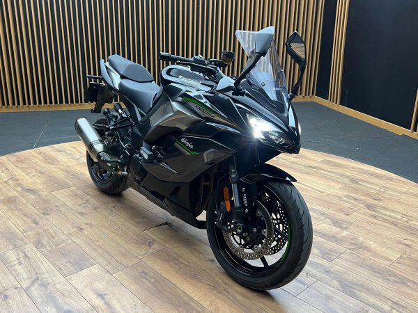 2. EL KAWASAKİ NİNJA 1000SX 2024 / 8000KM
