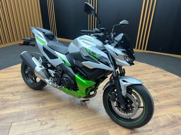 2. EL KAWASAKİ Z7 HYBRİD 2024 / 6001KM