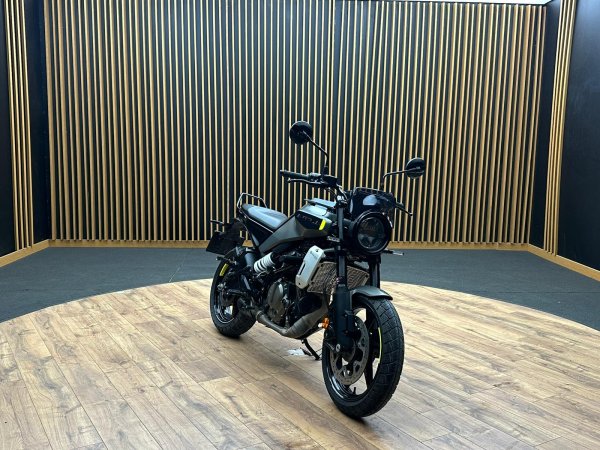 2. EL HUSQVARNA SVARTPİLEN 250 - 2024 / 19.000KM