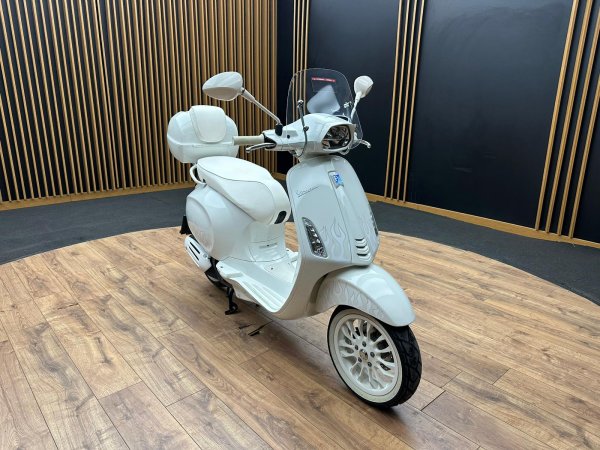 2. EL VESPA SPRİNT 150 JUSTİN BİEBER EDİTİON - 2023